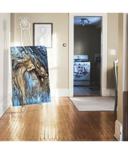 Load image into Gallery viewer, Metal Floor Easel, Adjustable